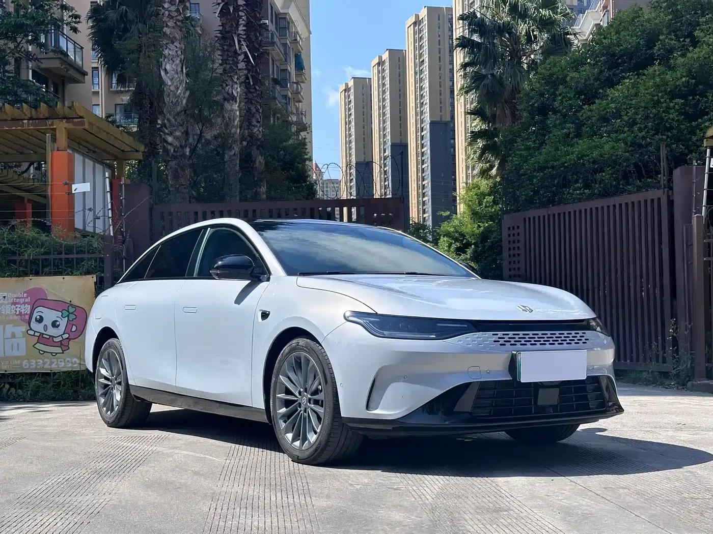 Leapmotor C01 2024 Range Extended 316 Premium Edition — миниатюра 3