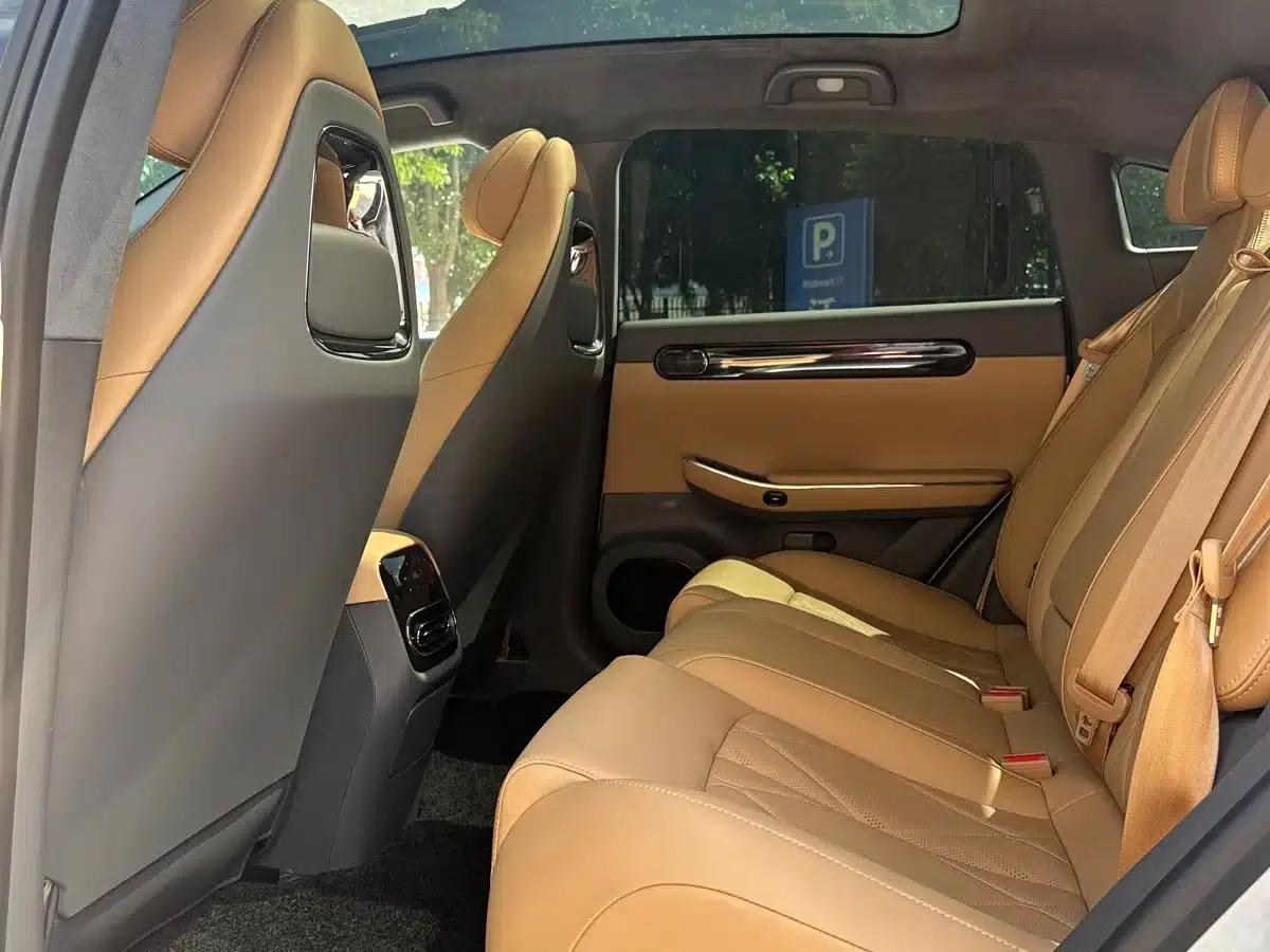 Leapmotor C01 2024 Range Extended 316 Premium Edition — миниатюра 5