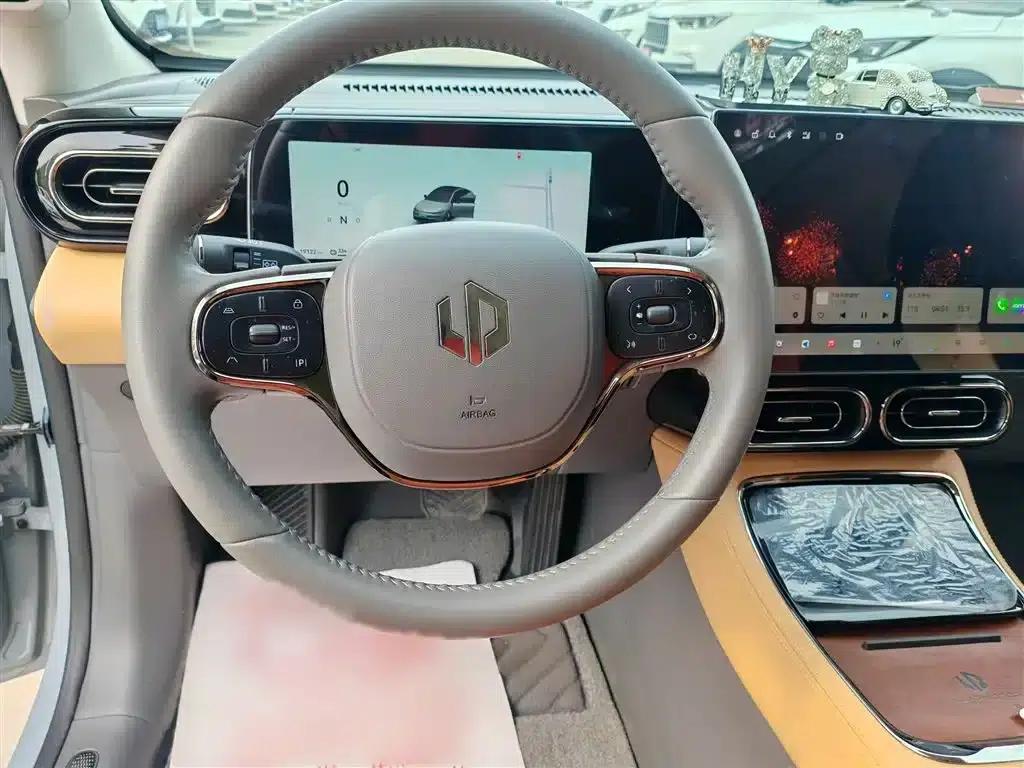 Leapmotor C01 2024 Pure Electric 525 Premium Edition — миниатюра 7
