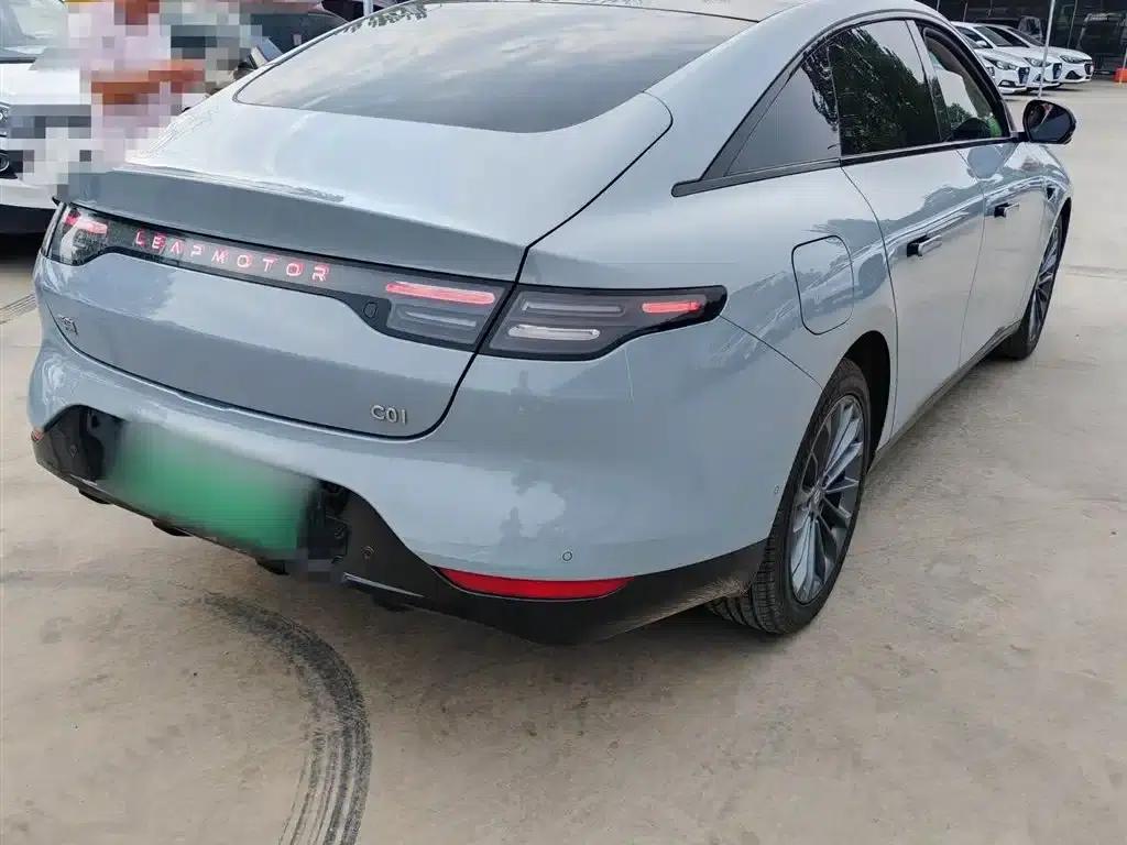 Leapmotor C01 2024 Pure Electric 525 Premium Edition — миниатюра 9