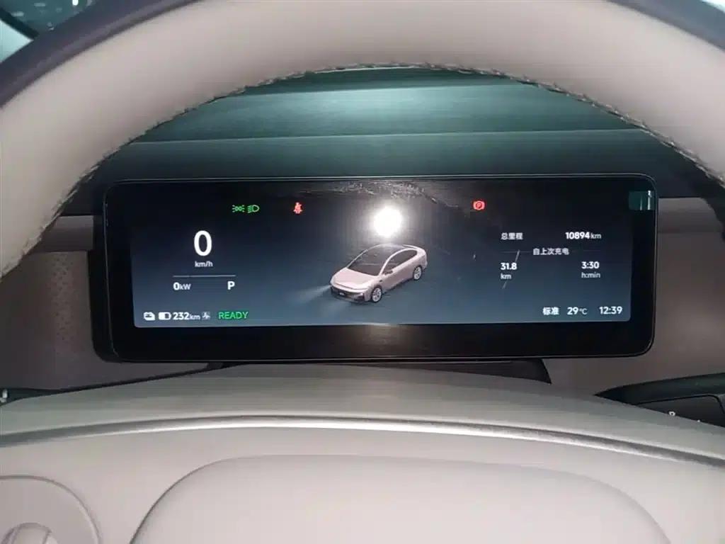 Leapmotor B01 2025 650 Enjoy Edition — миниатюра 12