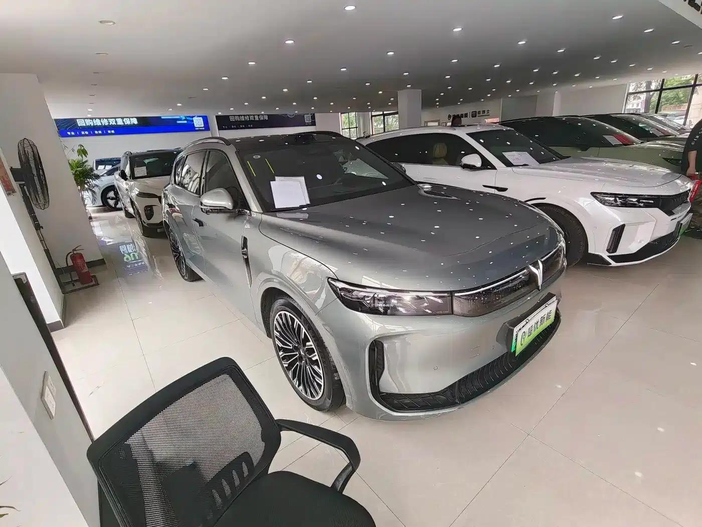 Voyah Free 2025 Free+ 4WD Qiankun Edition — миниатюра 3