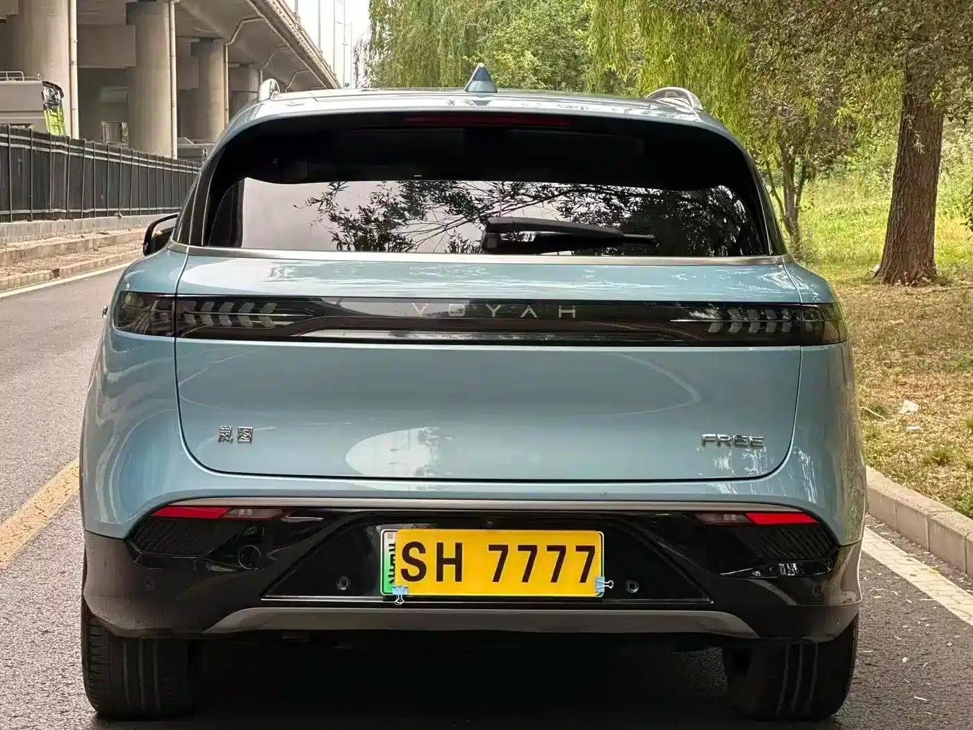 Voyah FREE 2021 AWD Standard Range Extender Exclusive Luxury Package — миниатюра 5