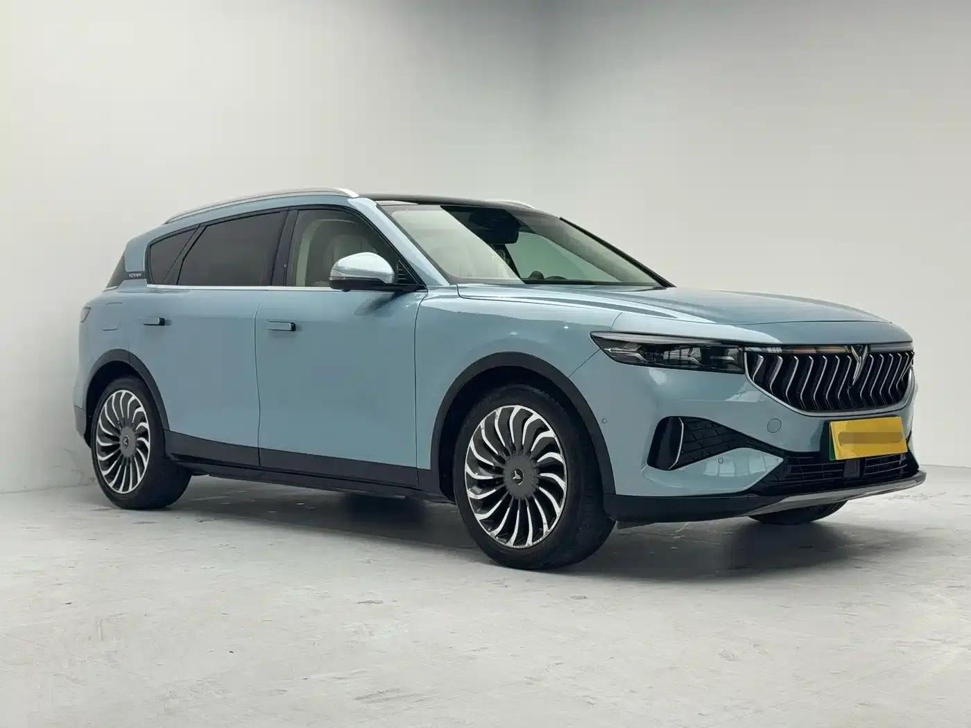 Voyah FREE 2021 Four-Wheel Drive Extended Range First Edition Exclusive Luxury Package — миниатюра 3