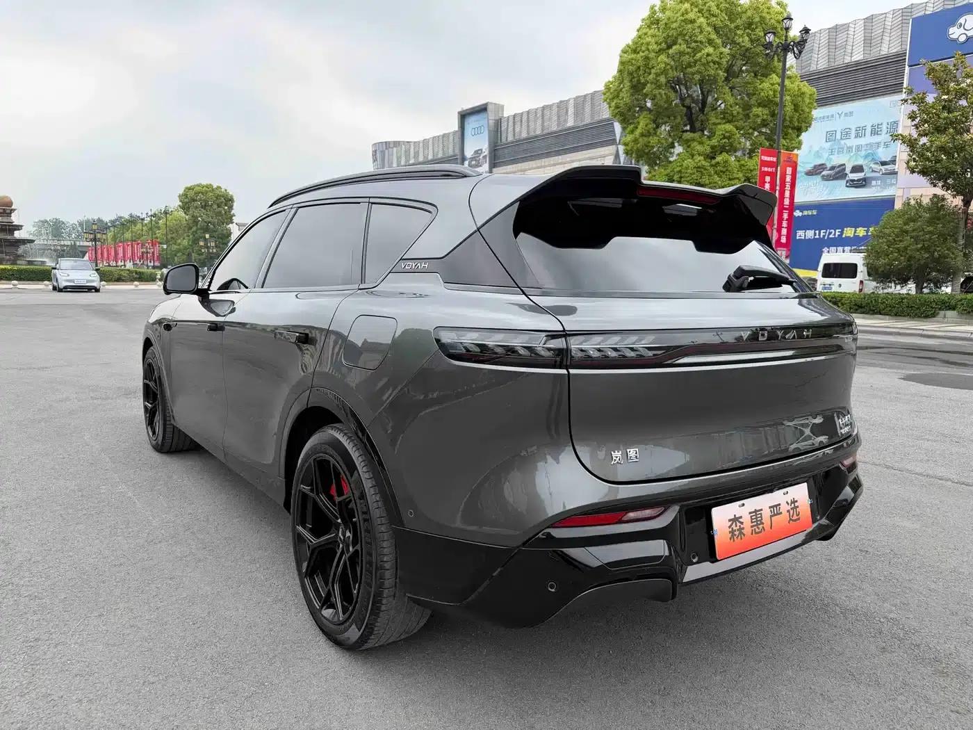 Voyah Free 2025 Model 318 259km 4WD Explorer Edition — миниатюра 20