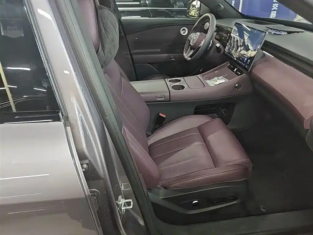 Voyah Free 2025 Free+ 4WD Qiankun Edition — миниатюра 25