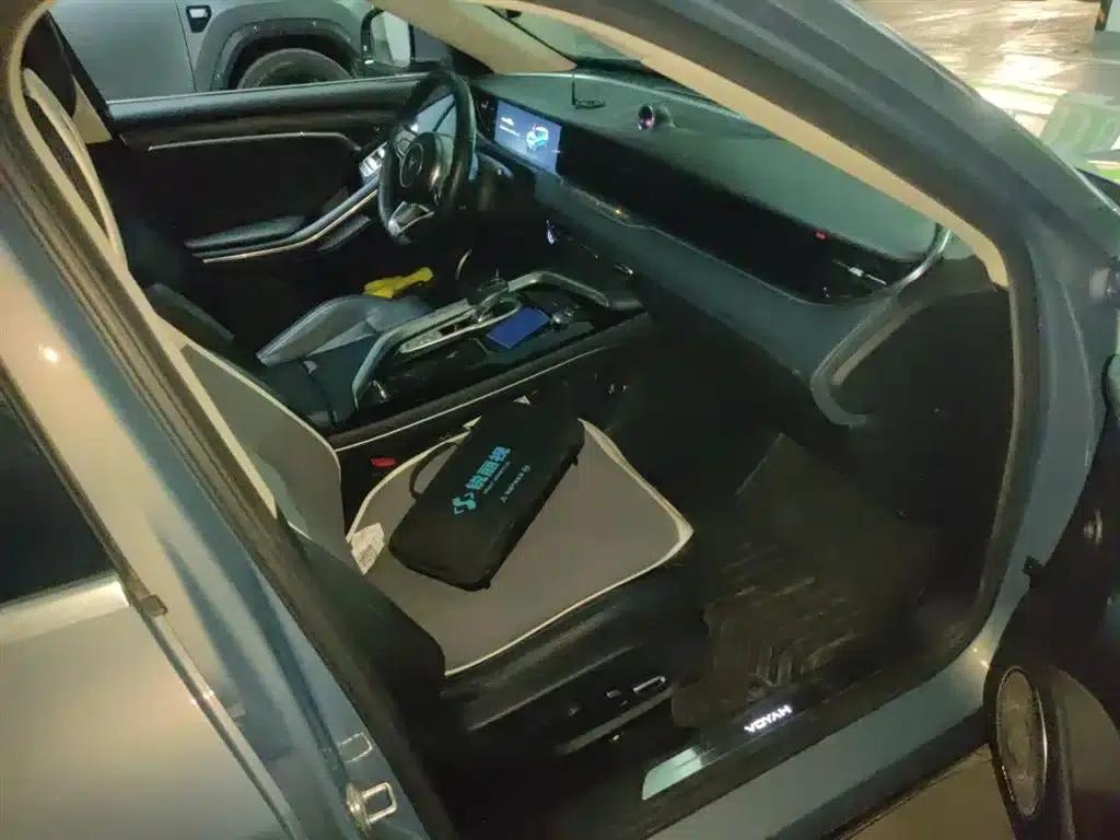 Voyah FREE 2021 AWD Standard Range Extender Exclusive Luxury Package — миниатюра 20
