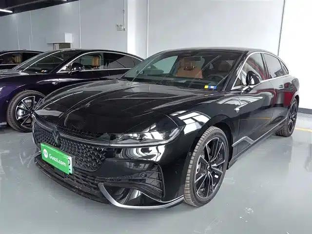 Voyah Chasing the Light 2024 PHEV AWD Long Range Flagship Edition
