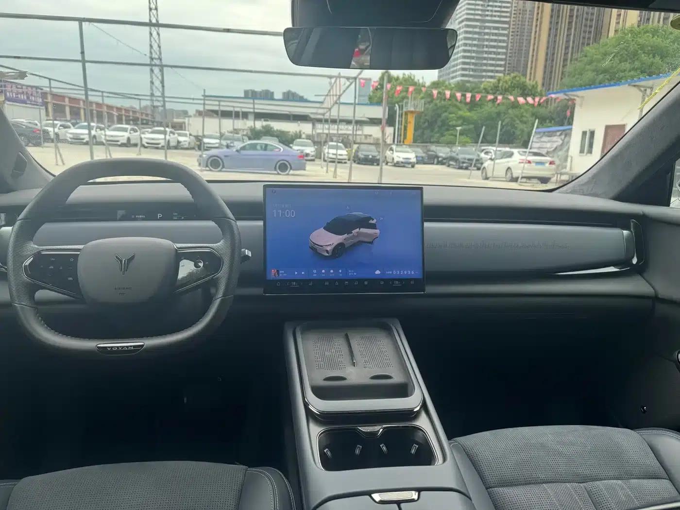 Voyah 2024 Long Range Supercharging Edition — миниатюра 6