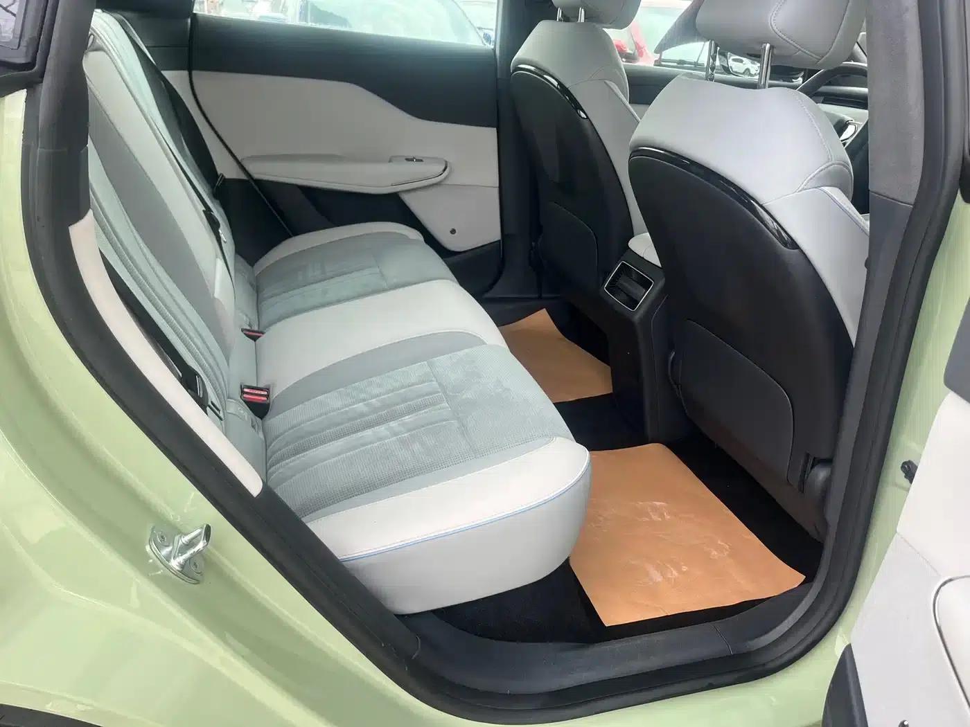 Voyah Smart Edition 2024 Model with Extended Range — миниатюра 7