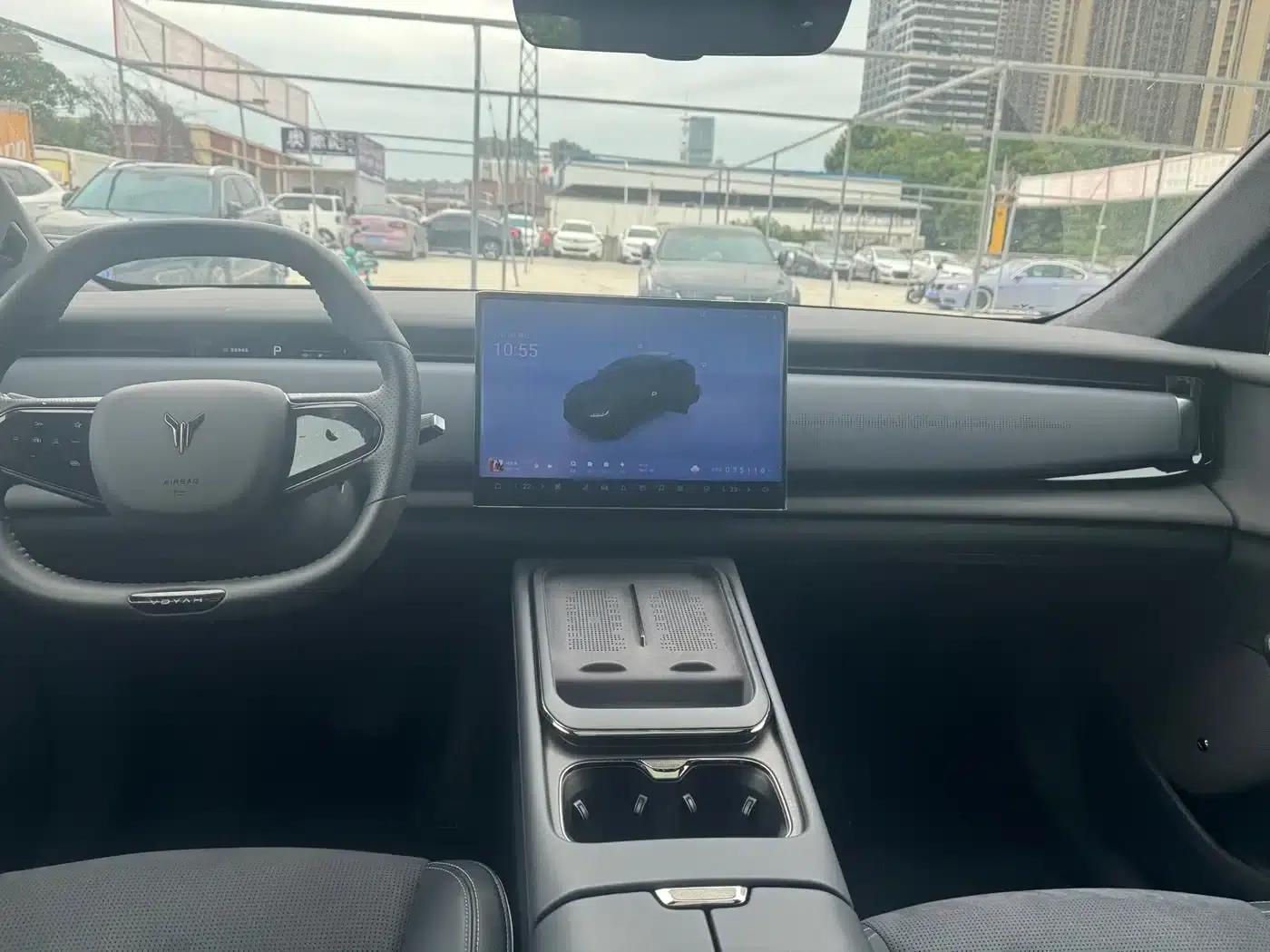Voyah 2024 Long Range Supercharging Edition — миниатюра 9