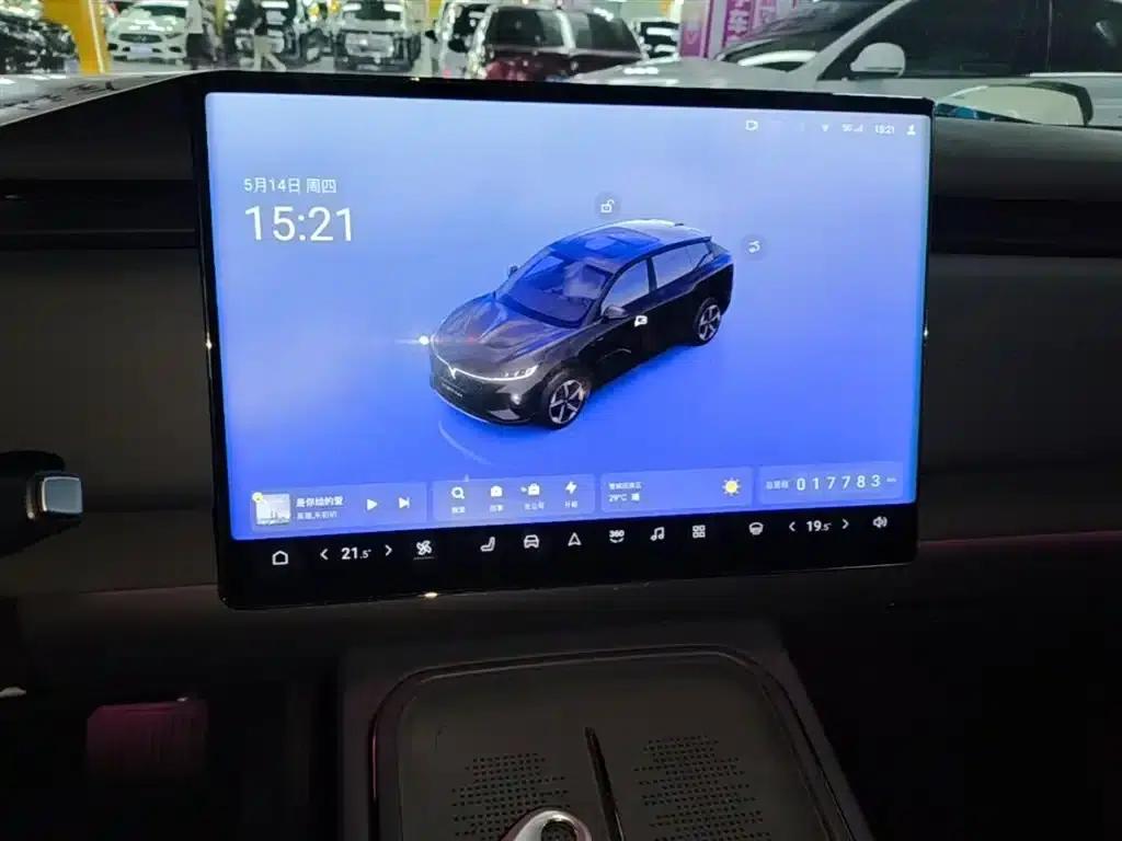 Voyah 2024 Global Edition (4WD) — миниатюра 13
