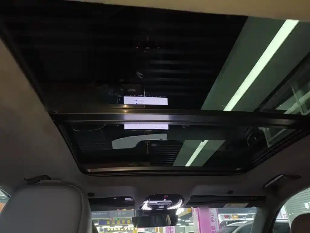 Voyah 2024 Global Edition (4WD) — миниатюра 18