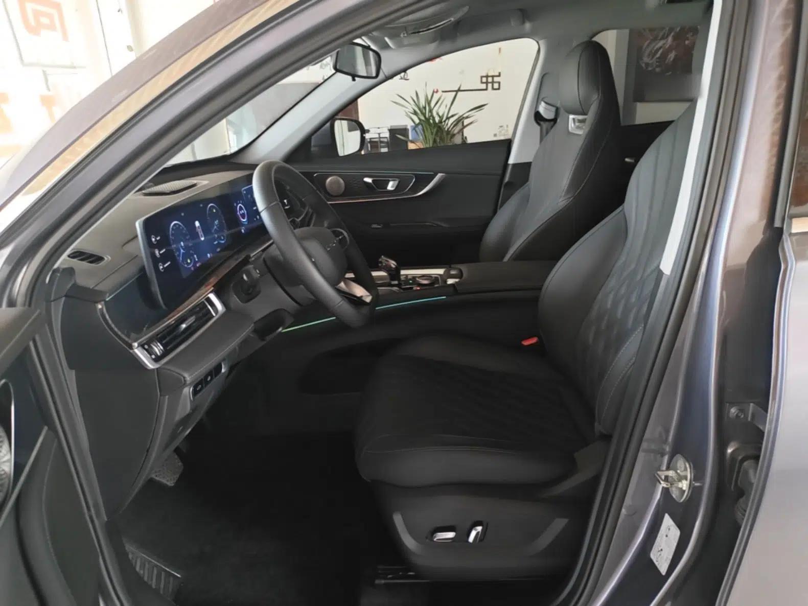 Chery Tiggo 7 PLUS 2023 1.6 TGDI DCT Prestige Edition — миниатюра 18