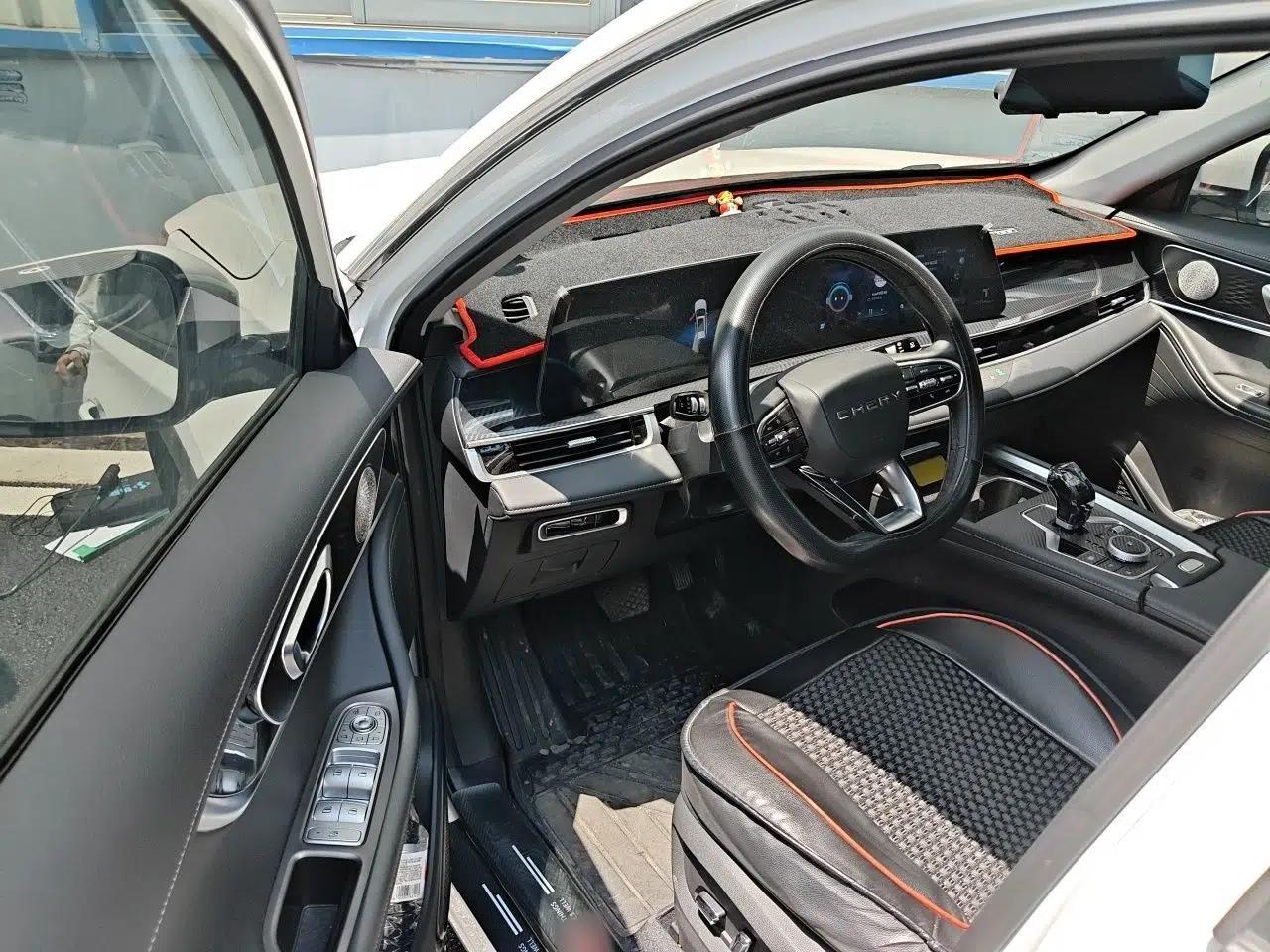 Chery Tiggo 7 PLUS 2023 Champion Edition 1.5 TCI CVT Extraordinary Version — миниатюра 17