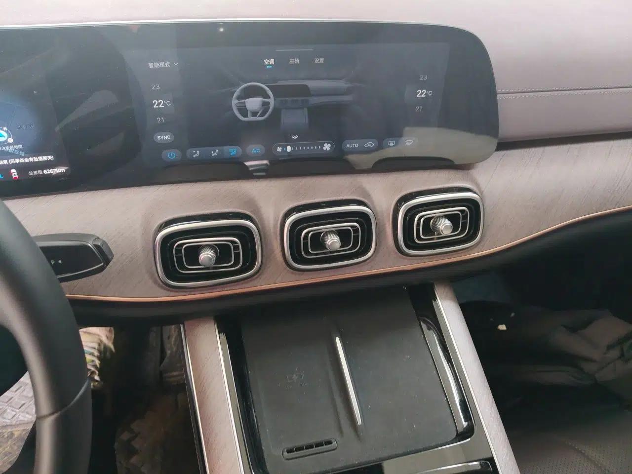 Chery Tiggo 9 C-DM 2025 1.5T 106KM Ultra-Enjoyment Version 5 Seats Lithium Iron Phosphate — миниатюра 14