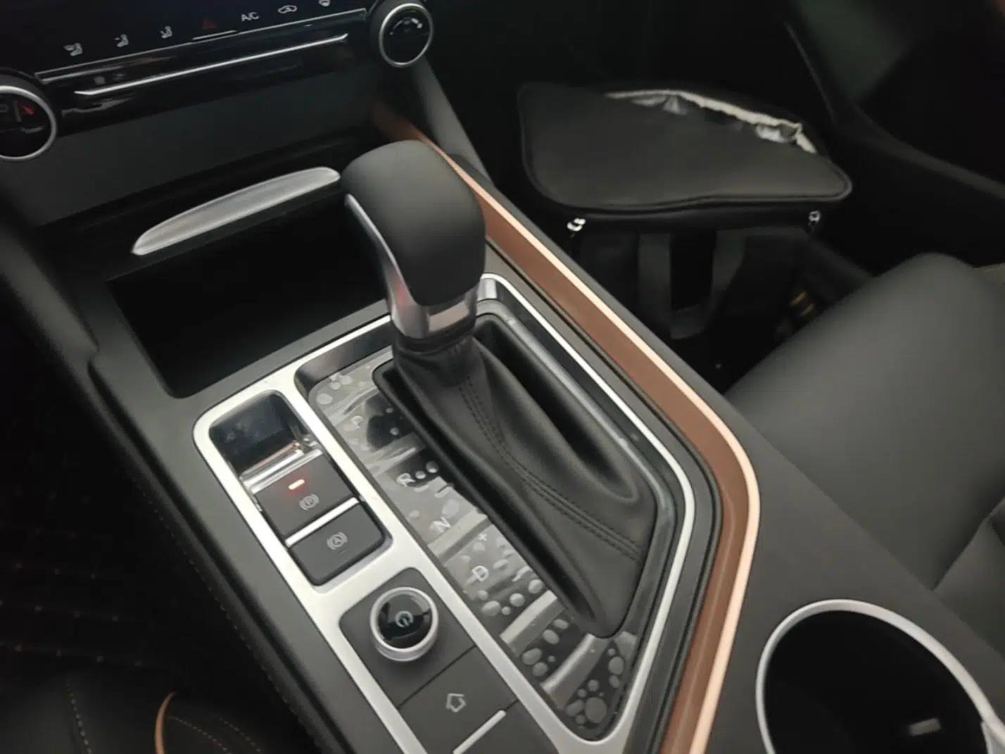 Chery Arrizo 5 PLUS 2023 1.5L CVT EnjoyPLUS — миниатюра 17