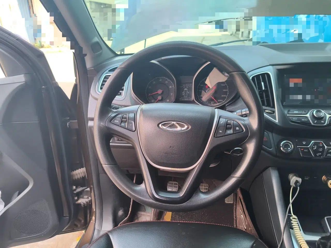 Chery Tiggo 5 2014 2.0L Manual Jia Yue Edition — миниатюра 11