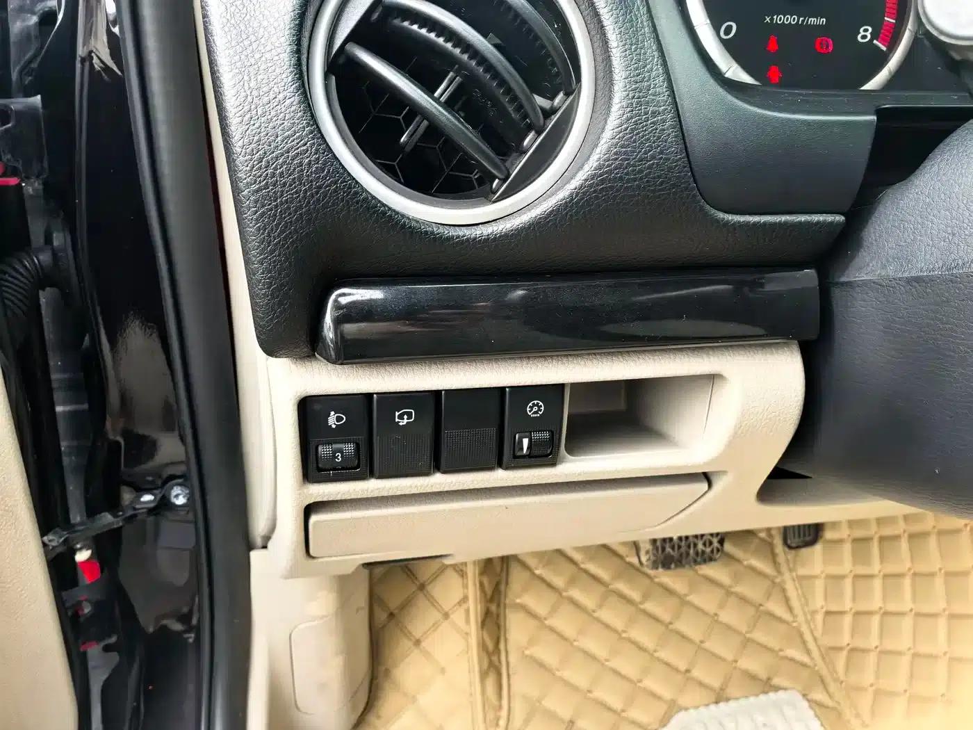 Mazda 6 2013 2.0L Automatic Fashion Edition — миниатюра 11