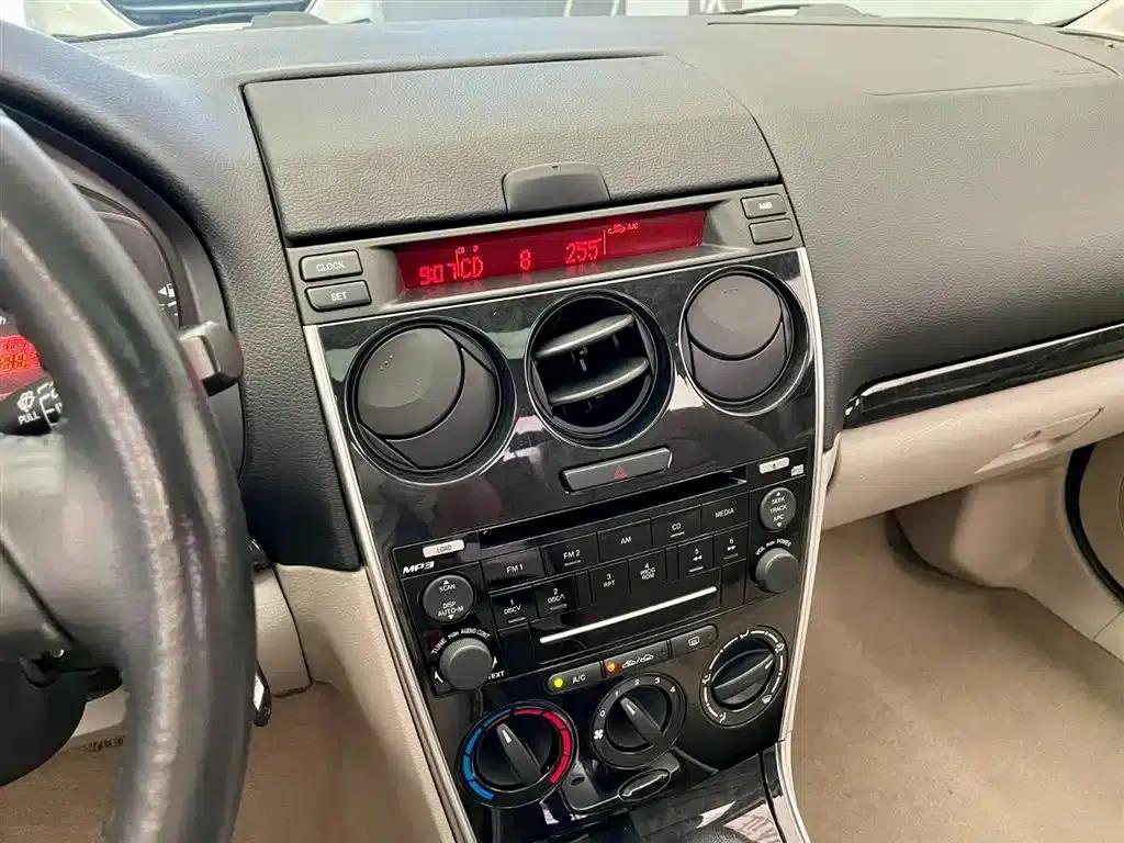 Mazda 6 2011 2.0L Automatic Luxury — миниатюра 11