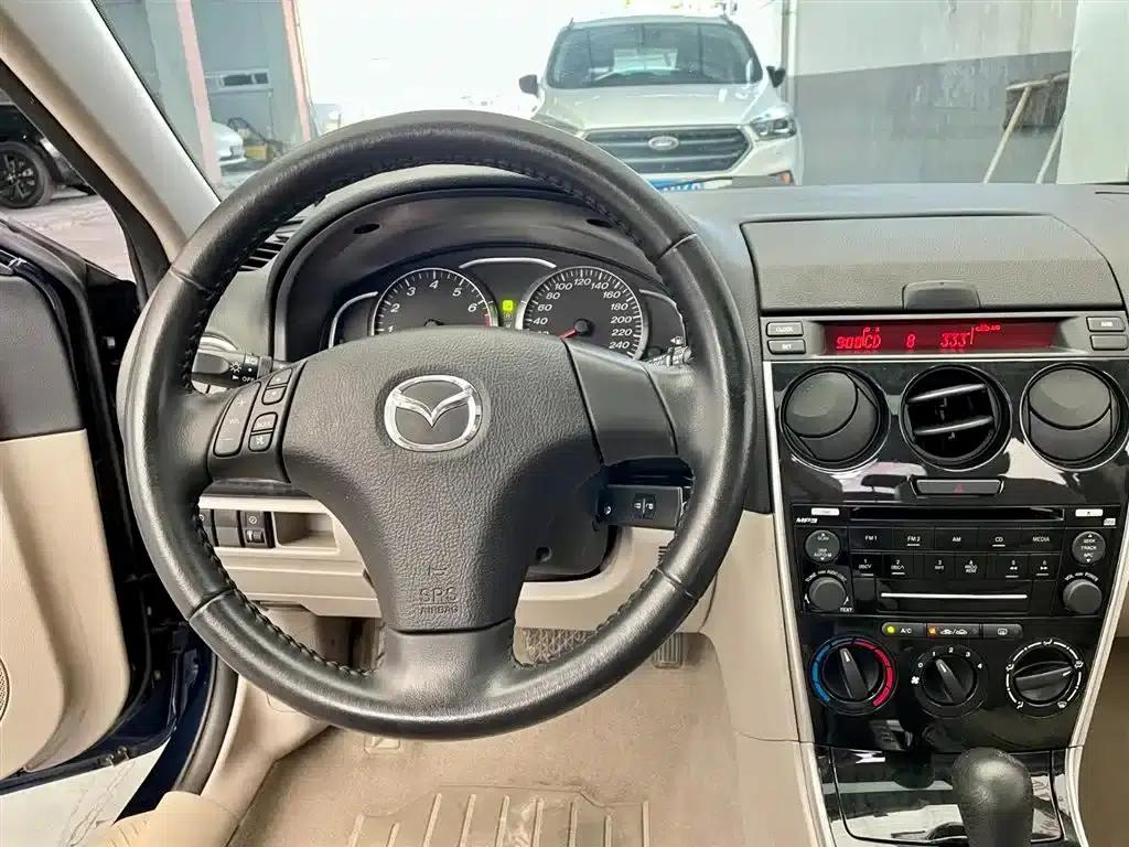 Mazda 6 2011 2.0L Automatic Luxury — миниатюра 12