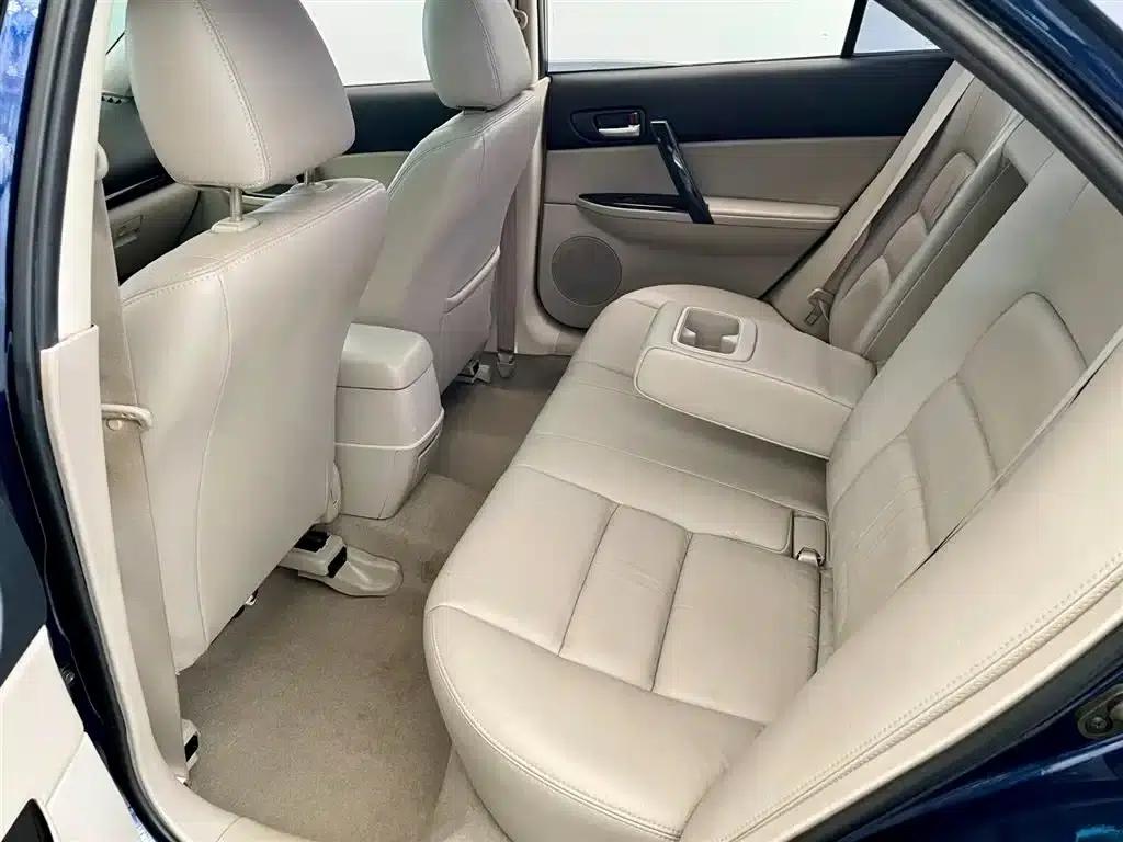 Mazda 6 2011 2.0L Automatic Luxury — миниатюра 7