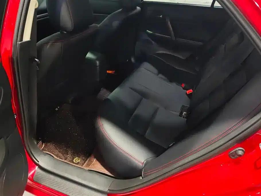 Mazda 6 2015 2.0L Automatic Fashion Edition — миниатюра 11