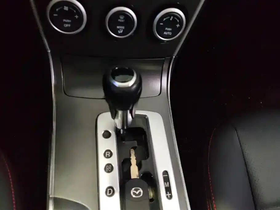 Mazda 6 2015 2.0L Automatic Fashion Edition — миниатюра 16