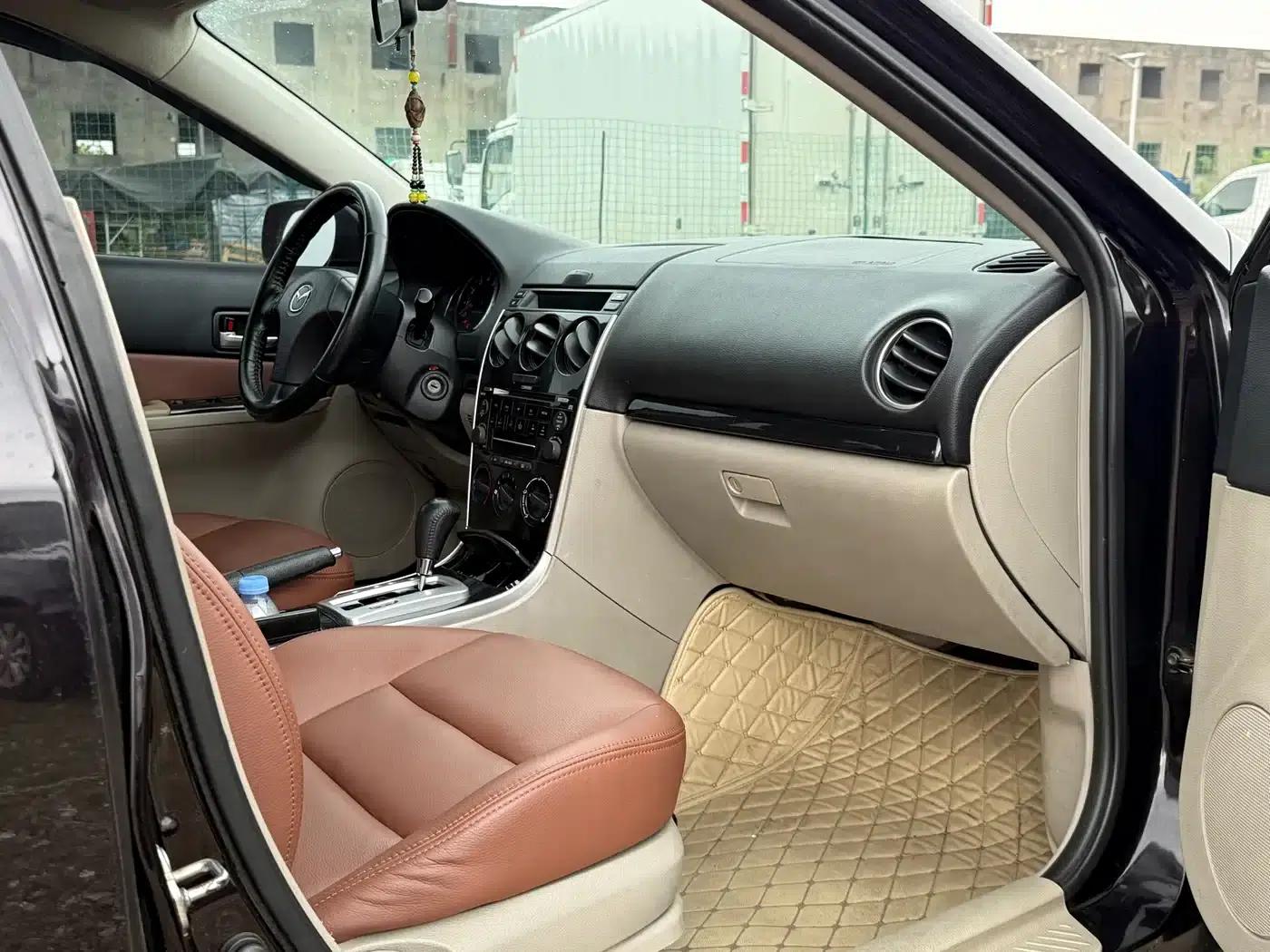 Mazda 6 2011 2.0L Automatic Fashion Edition — миниатюра 5