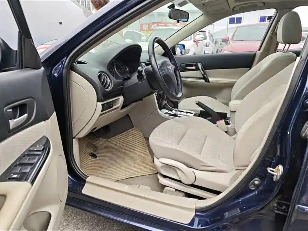 Mazda 6 2011 2.0L Automatic Luxury — миниатюра 9