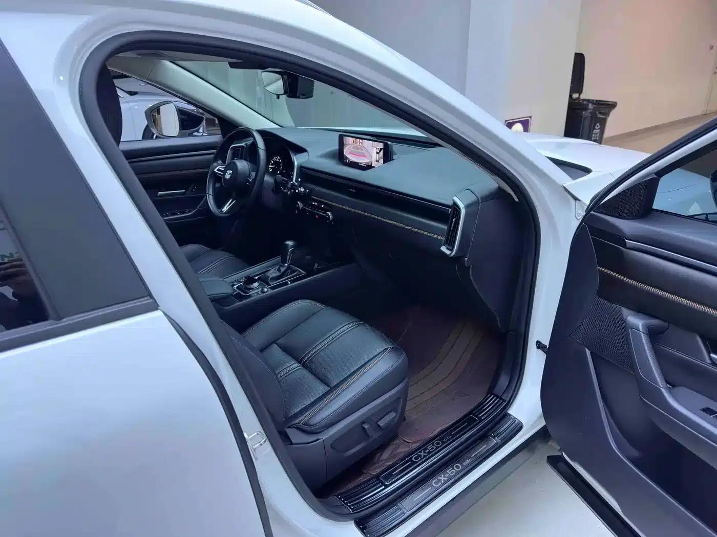 Mazda CX-50 2023 2.0L Comfort Edition — миниатюра 10