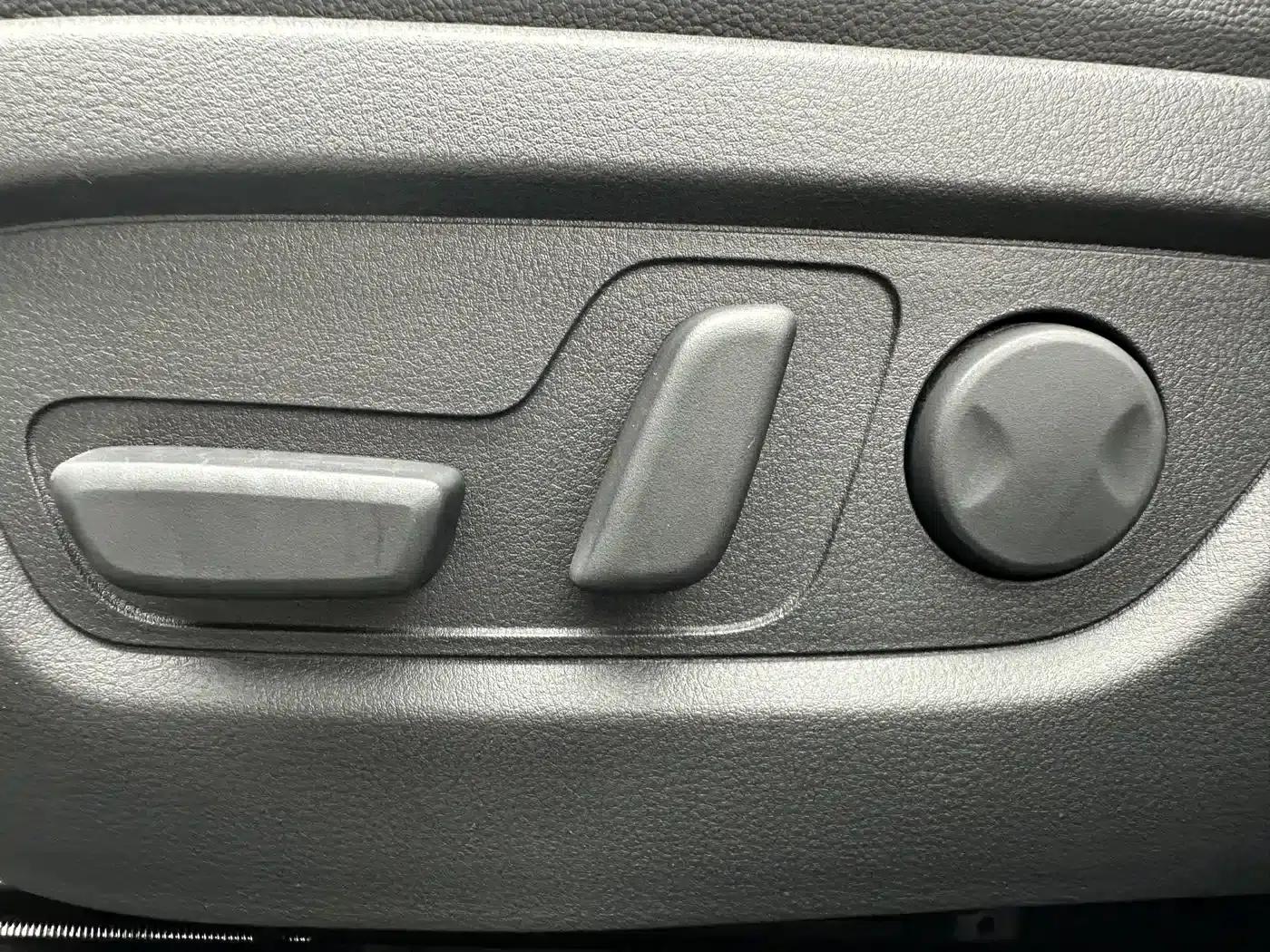 Mazda CX-50 2023 2.0L Comfort Edition — миниатюра 12