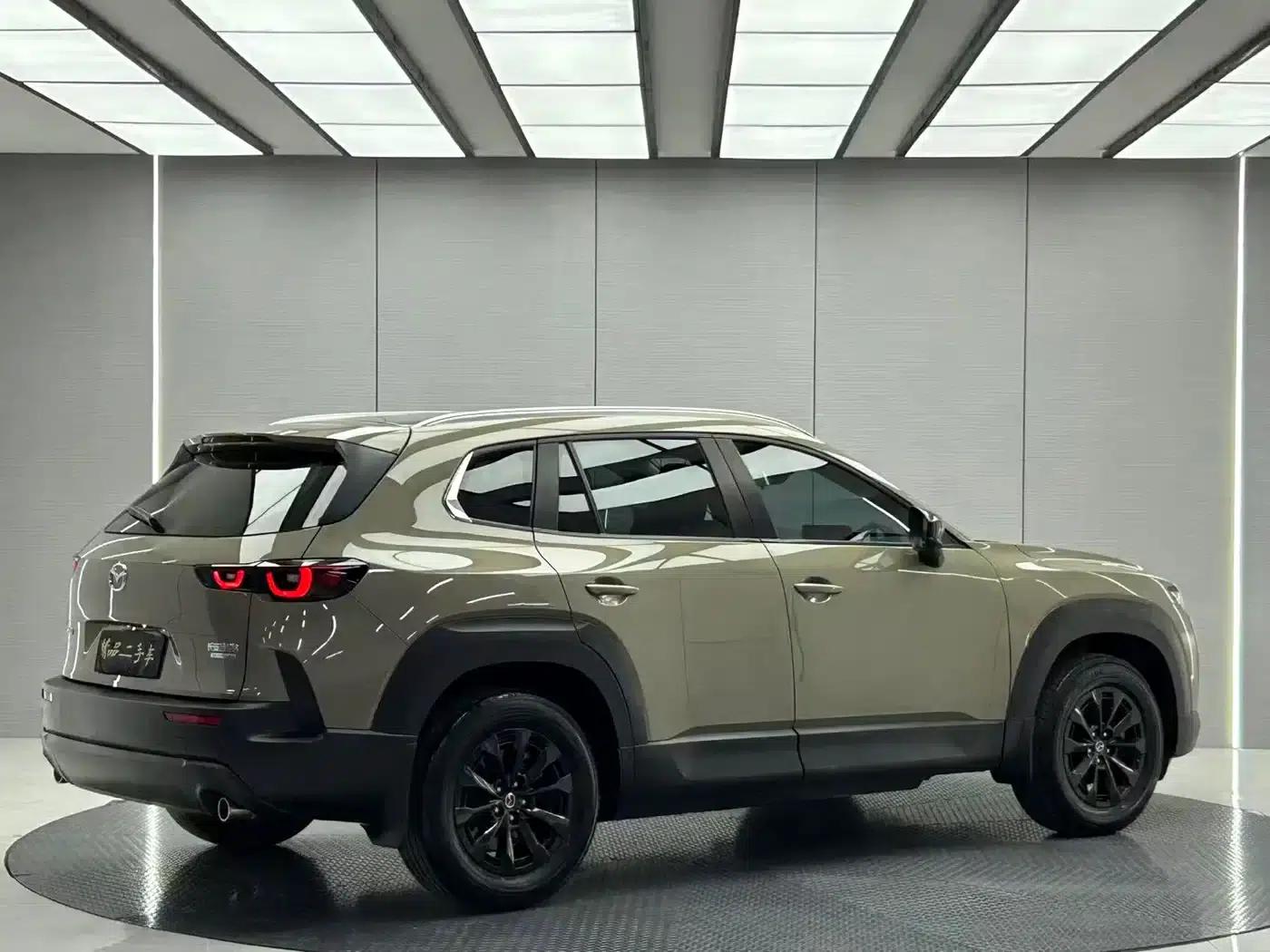 Mazda CX-50 Leading Edition 2023 2.0L — миниатюра 5