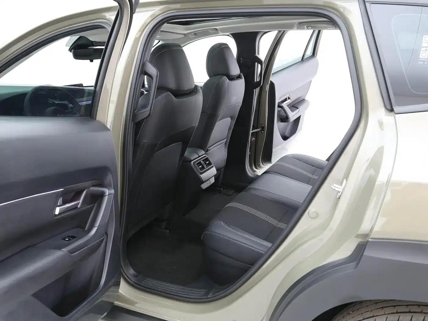 Mazda CX-50 Leading Edition 2023 2.0L — миниатюра 12