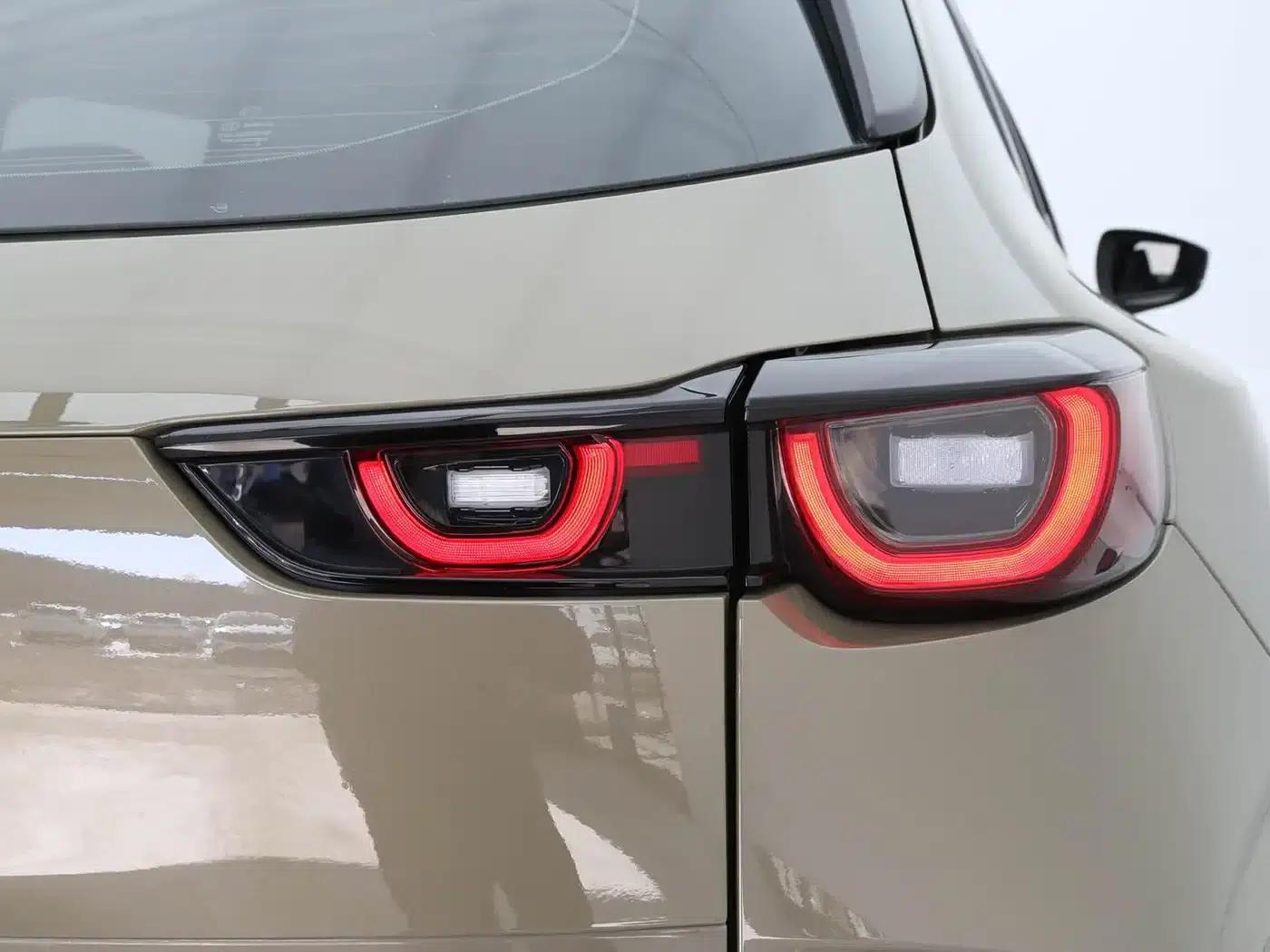 Mazda CX-50 Leading Edition 2023 2.0L — миниатюра 9