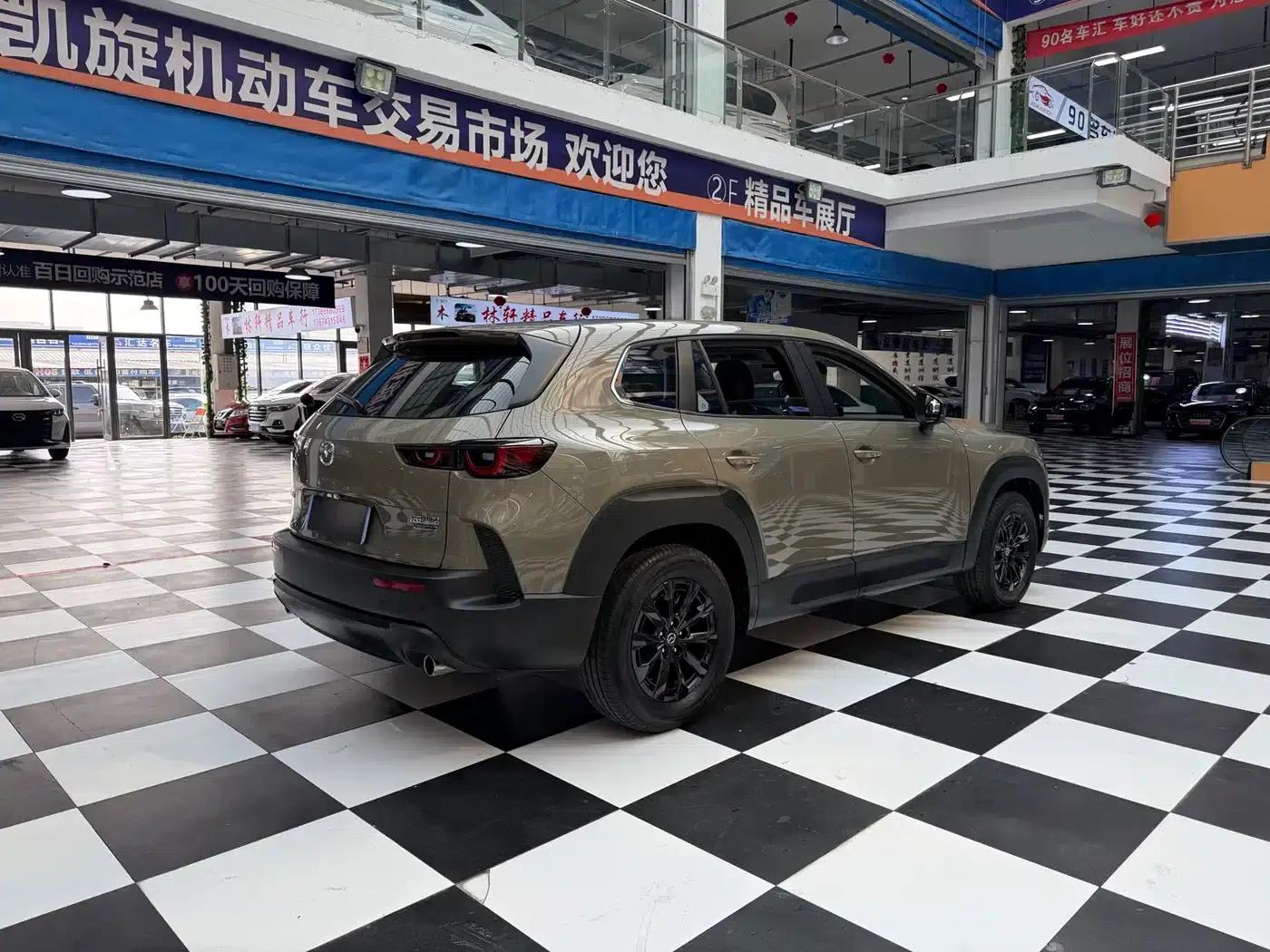 Mazda CX-50 Leading Edition 2023 2.0L — миниатюра 6