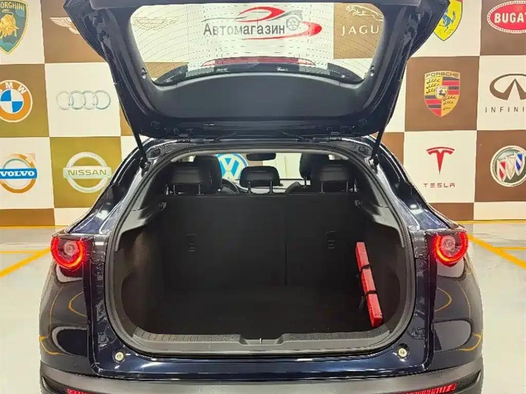 Mazda CX-30 2021 2.0L Automatic Comfort Edition — миниатюра 18