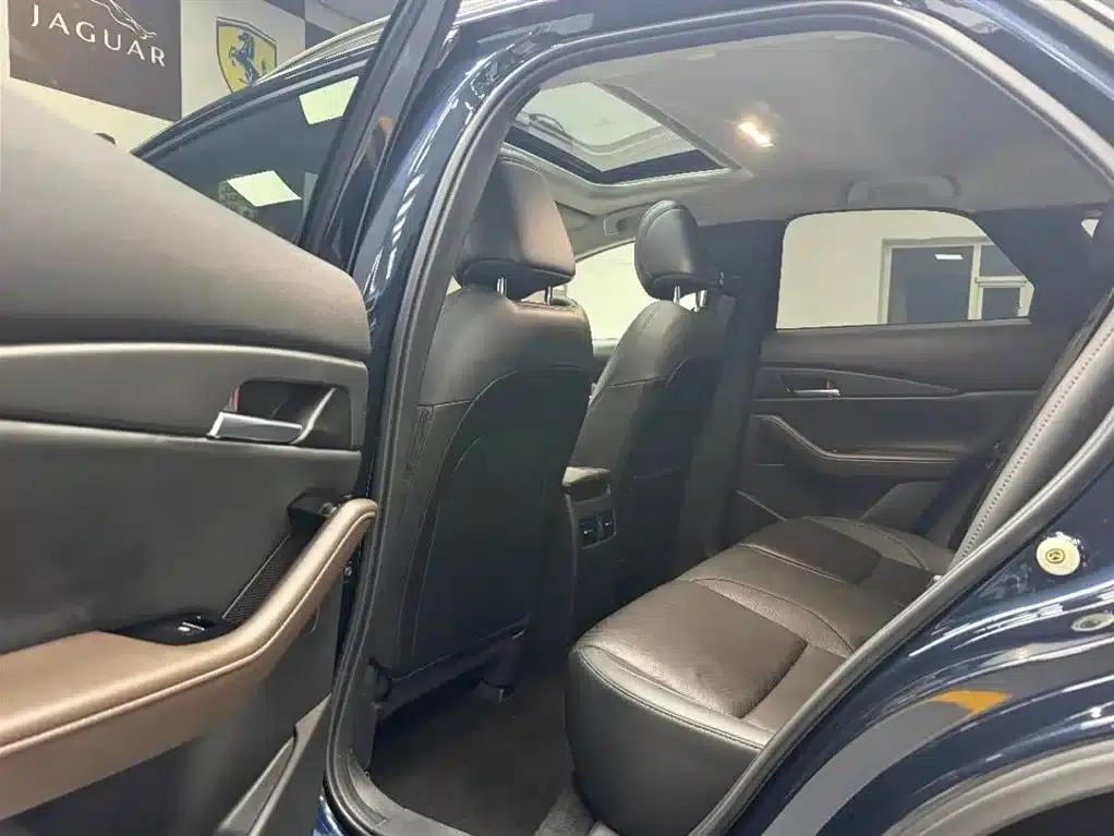 Mazda CX-30 2021 2.0L Automatic Comfort Edition — миниатюра 7