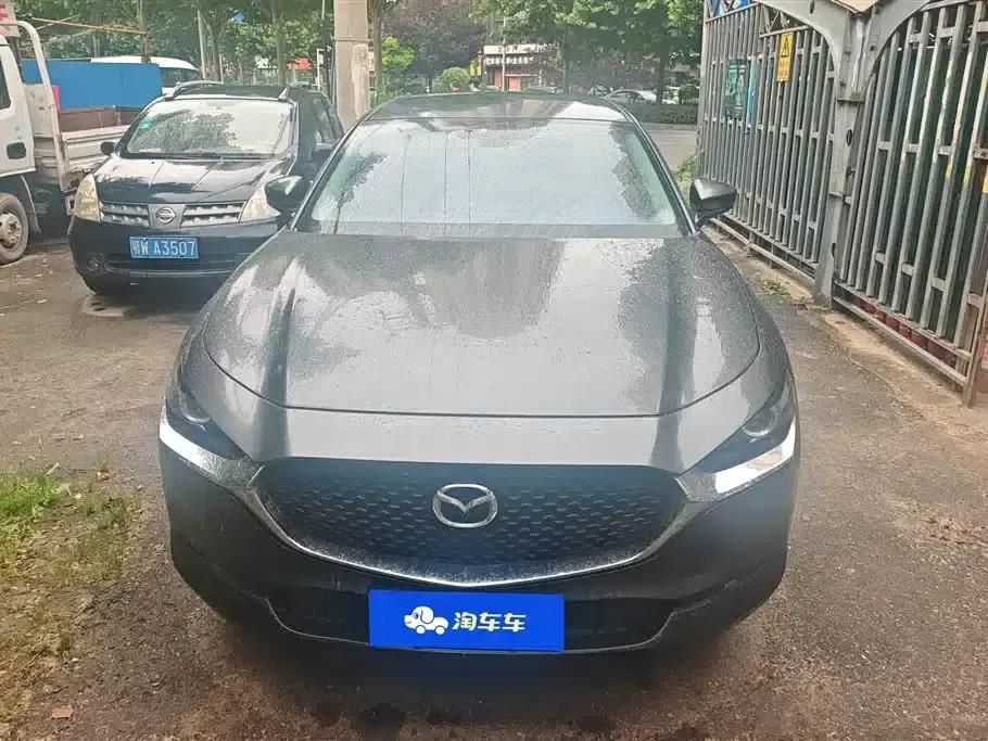 Mazda CX-30 2020 2.0L Automatic Premium Edition — миниатюра 2