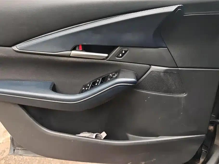 Mazda CX-30 2020 2.0L Automatic Premium Edition — миниатюра 7
