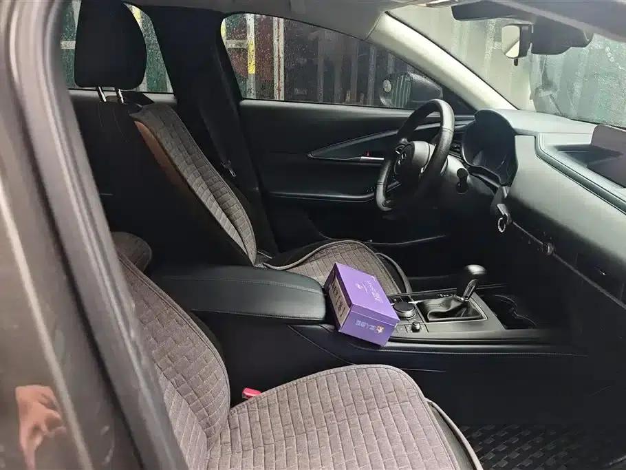 Mazda CX-30 2020 2.0L Automatic Premium Edition — миниатюра 8