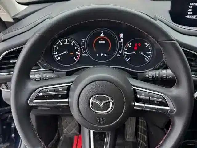Mazda CX-30 2022 2.0L Automatic Joyful Black Edition — миниатюра 12