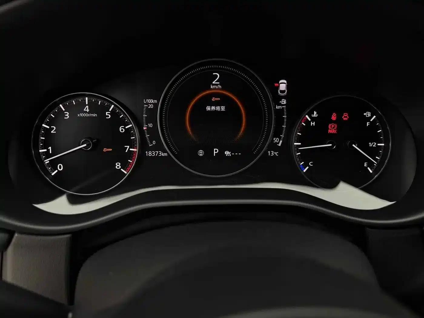 Mazda CX-30 2022 2.0L Automatic Joyful Black Edition — миниатюра 16