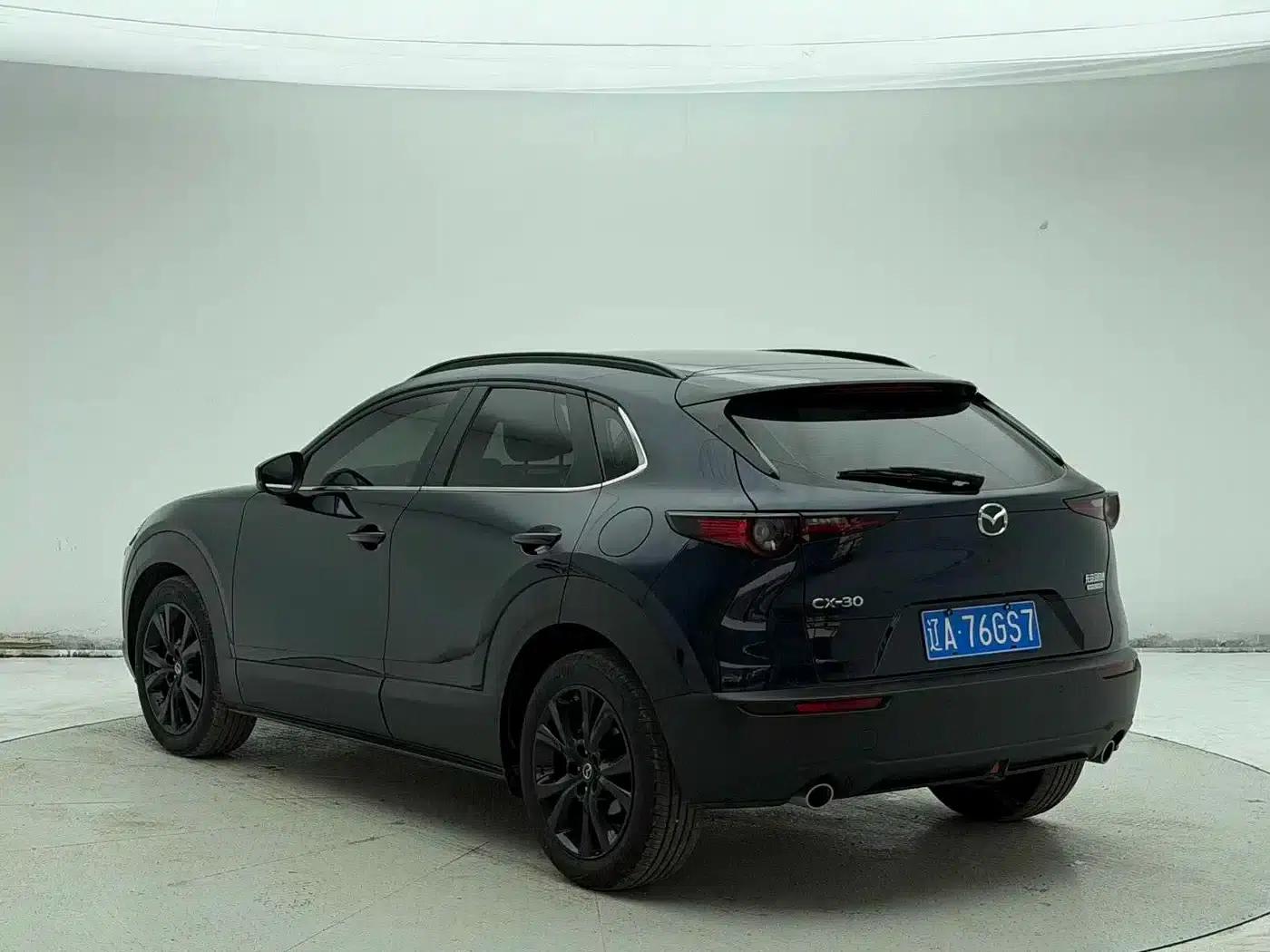 Mazda CX-30 2022 2.0L Automatic Joyful Black Edition — миниатюра 4