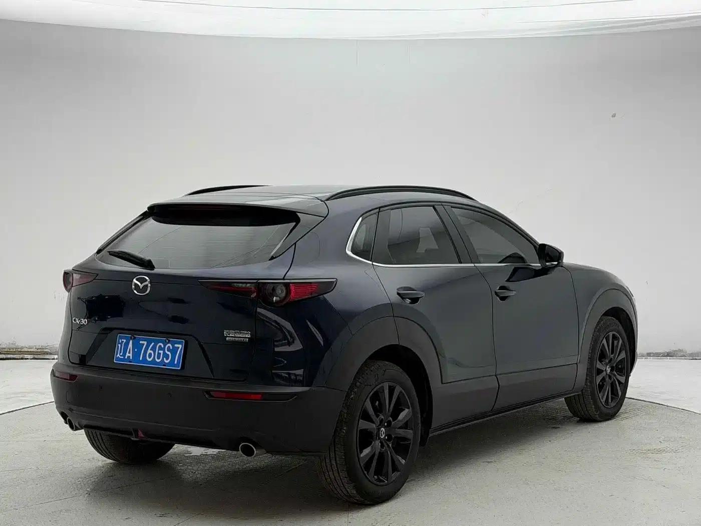 Mazda CX-30 2022 2.0L Automatic Joyful Black Edition — миниатюра 6