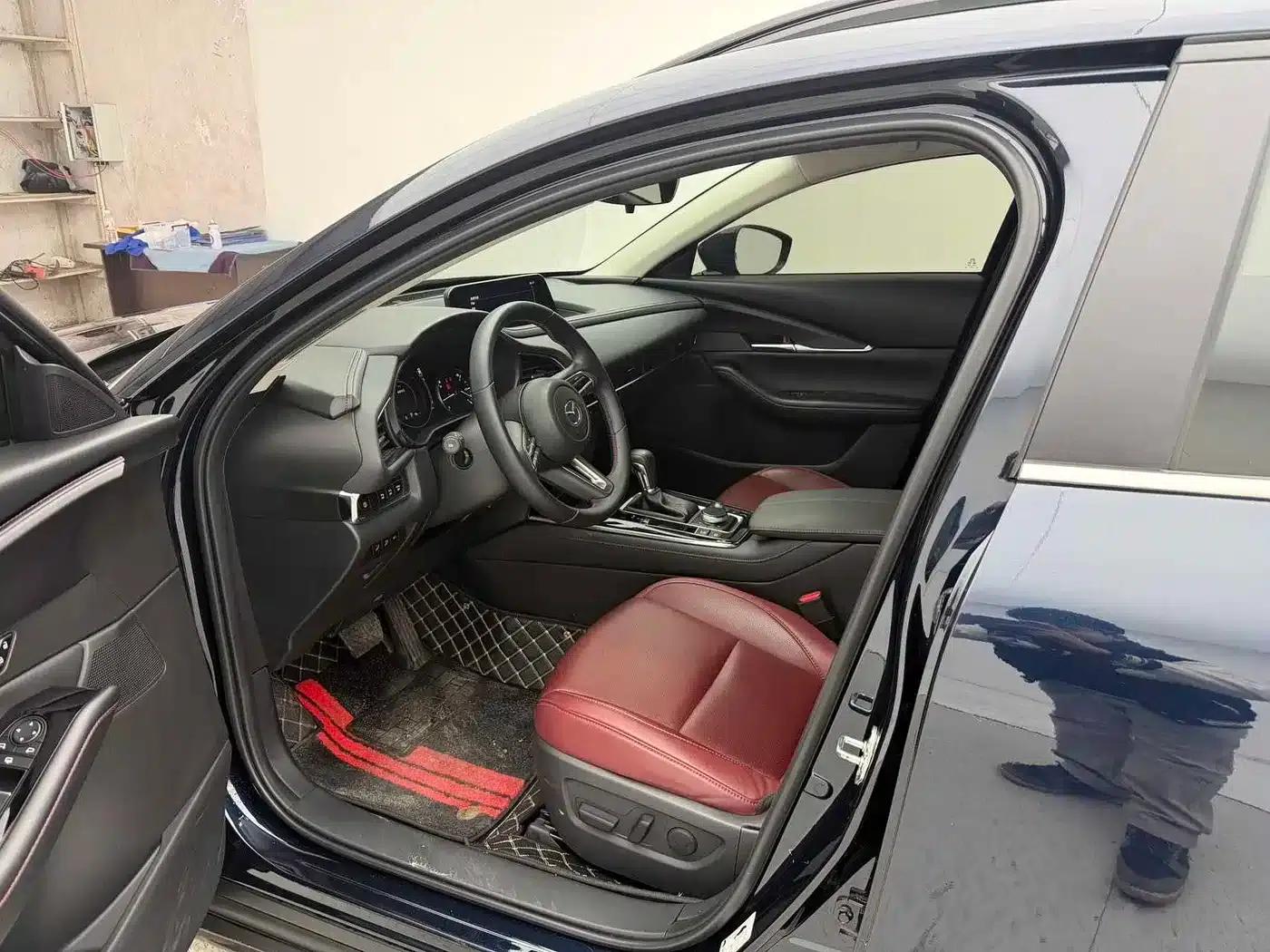 Mazda CX-30 2022 2.0L Automatic Joyful Black Edition — миниатюра 7