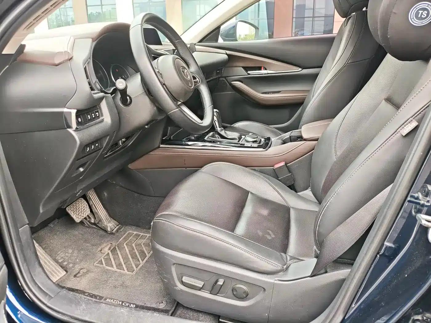 Mazda CX-30 2022 2.0L Automatic Comfort Edition — миниатюра 7