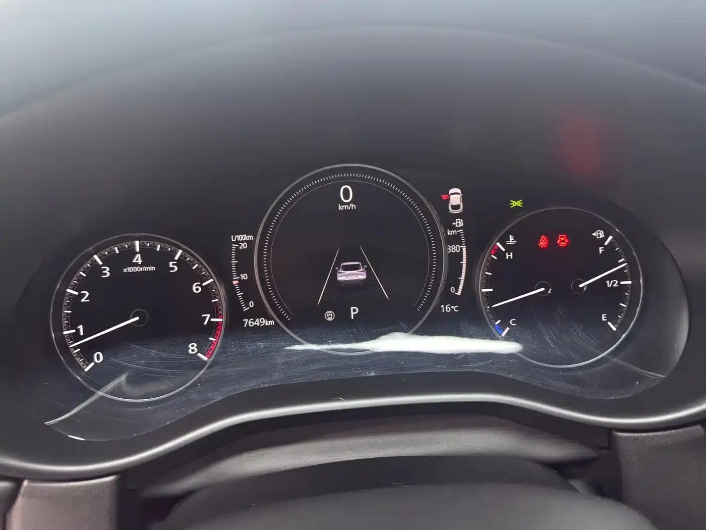 Mazda CX-30 2022 2.0L Automatic Obsidian Edition — миниатюра 24