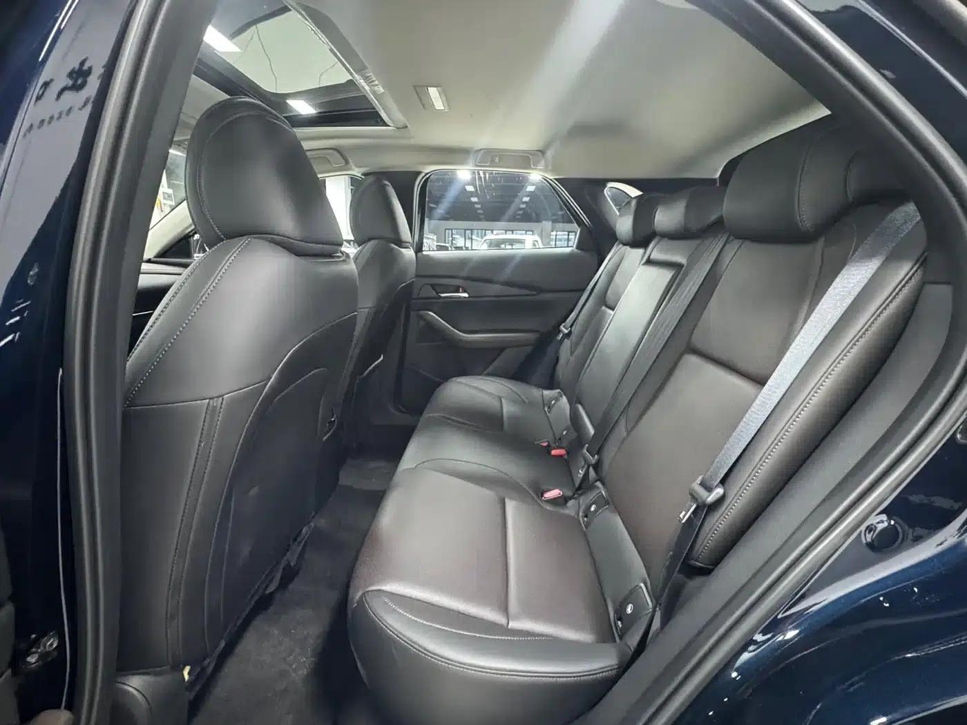 Mazda CX-30 2022 2.0L Automatic Joyful Black Edition — миниатюра 20