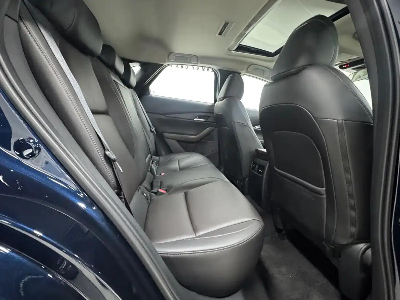 Mazda CX-30 2022 2.0L Automatic Joyful Black Edition — миниатюра 21